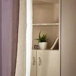 Giovanna's Lux Apartment, By Zantewize *